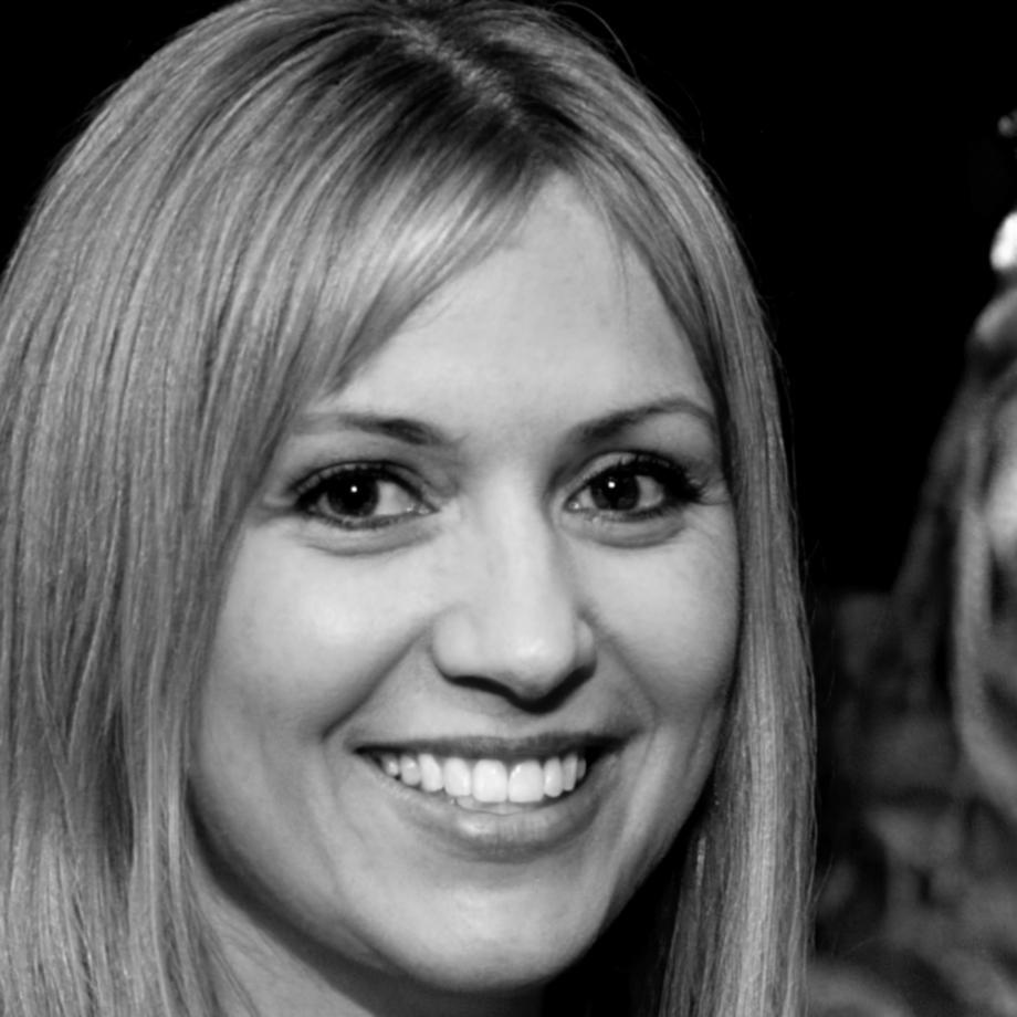 Portrait de Margaux, analyste en psychologie financière